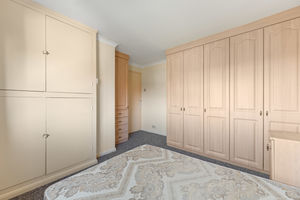 Photo 16- click for photo gallery